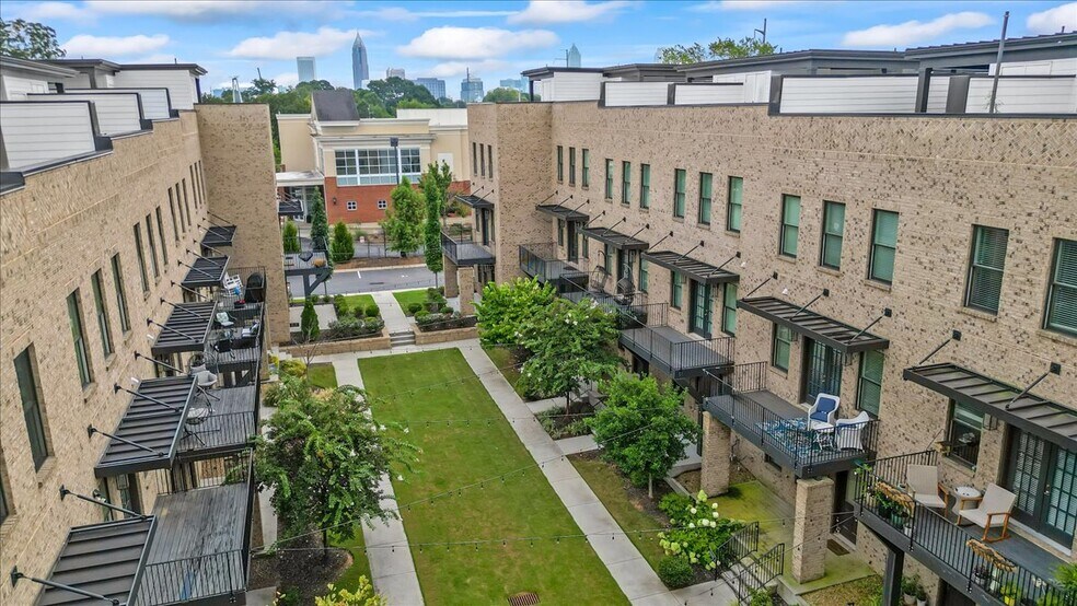 Building Photo - 1028 Robert Smalls Way