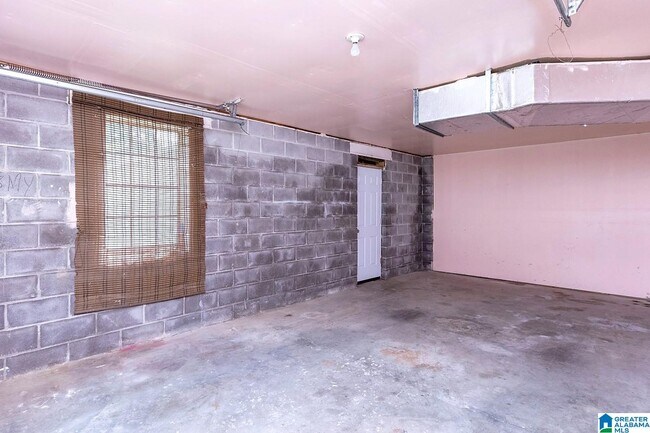 Building Photo - 203 Winterhaven Dr