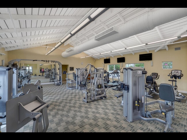 Building Photo - 480 Hibiscus St