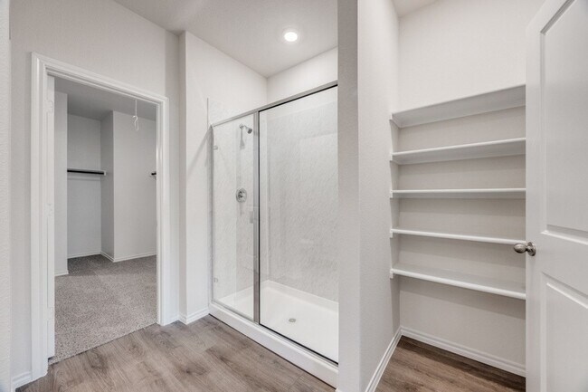 Building Photo - 3433 Marie Dr