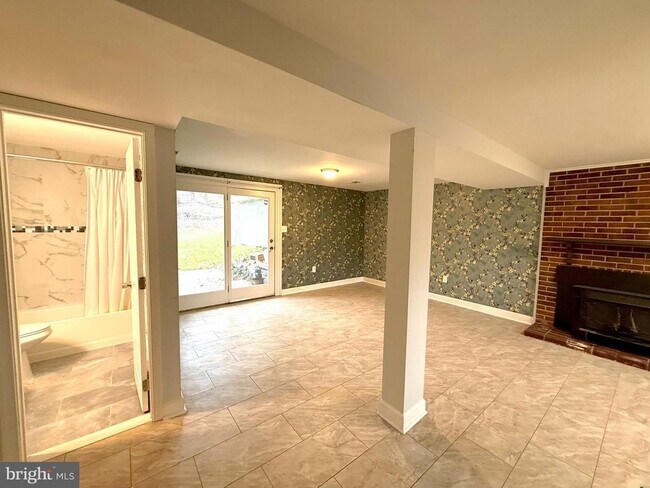 Building Photo - 4959 Linsey Ct