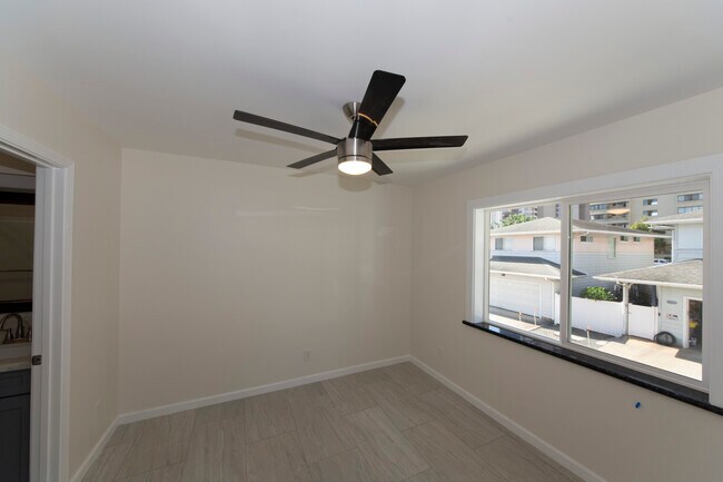 Building Photo - 1068 Kinau St