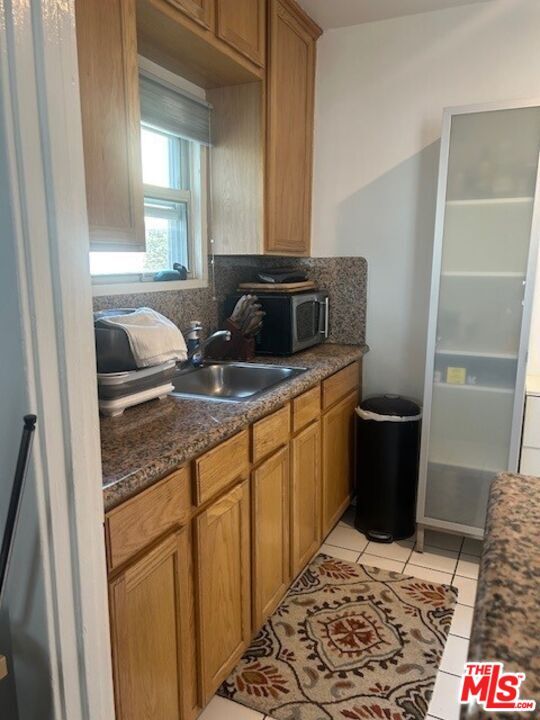 Building Photo - 843 Huntley Dr