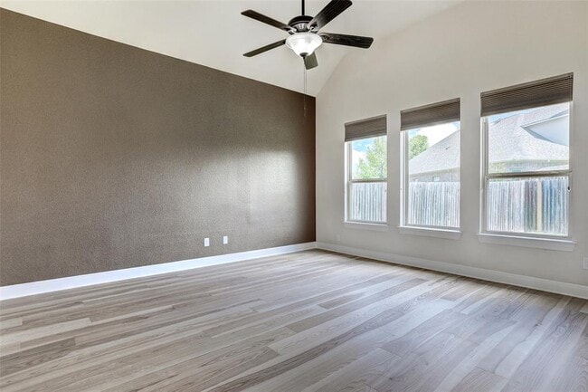 Building Photo - 2416 Millbrook Loop