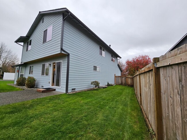 Building Photo - Beautifully Maintained 4-Bed, 2.5-Bath Monroe Home