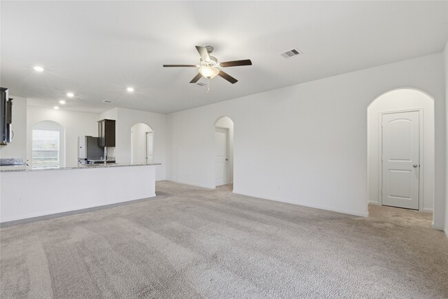 Building Photo - 11023 Hillside Creek Dr