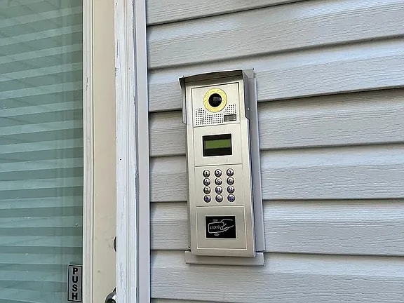 Building Photo - 1230 N Marshall St