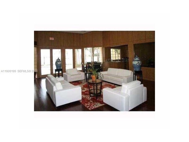 Building Photo - 2880 N Oakland Forest Dr