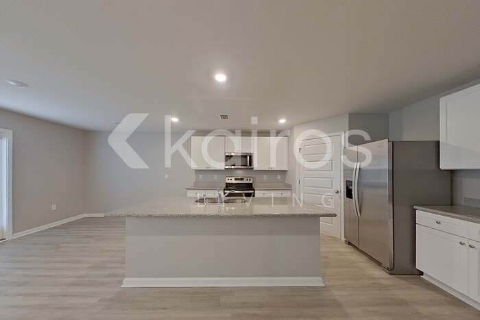 Building Photo - 4820 Malay Cir