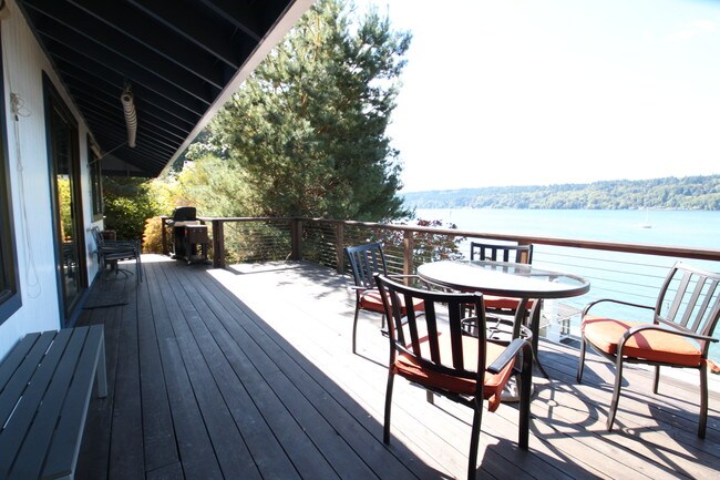 Building Photo - 10027 SW 262nd Pl