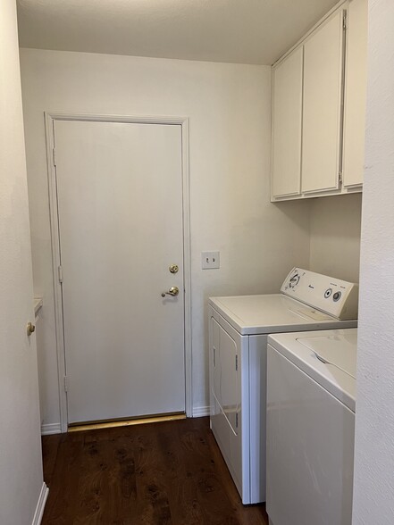 Laundry Room - 20230 Stagg St