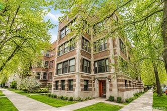 Building Photo - 1347 E Hyde Park Blvd