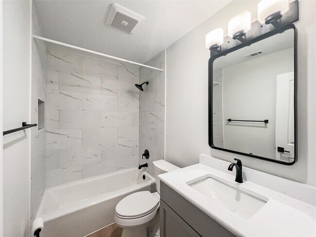 Building Photo - 7736 Croftwood Dr