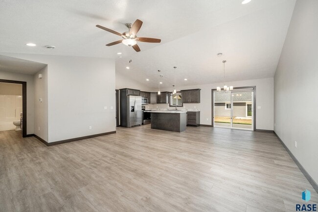 Building Photo - 4502 W 34th St N