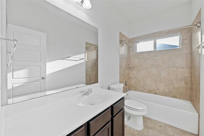 Building Photo - 9924 Milla Cir
