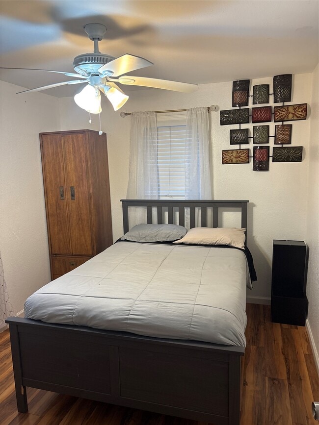 Building Photo - 2201 Nettleton St