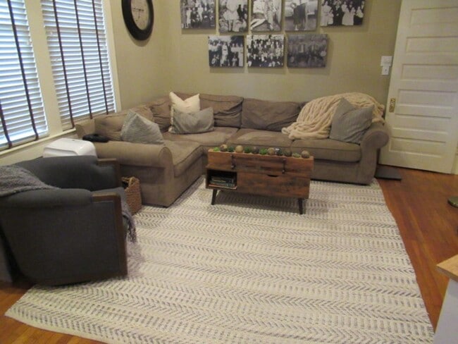 Building Photo - 416 W Montgomery St