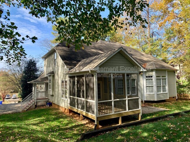 Building Photo - 411 Hogan Woods Cir