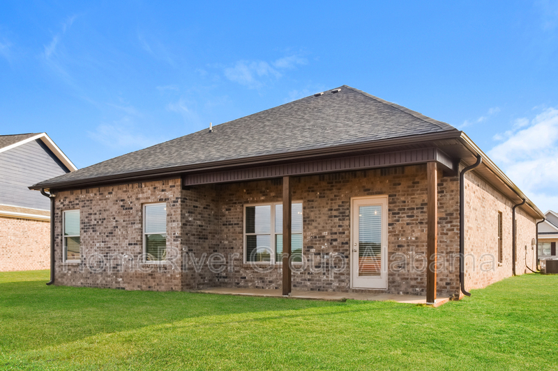 Building Photo - 221 John Harold Dr