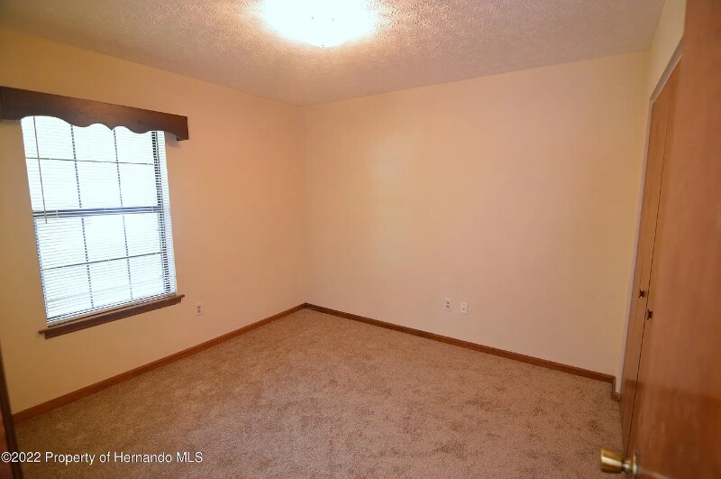 Building Photo - 909 Candlebrook Ln