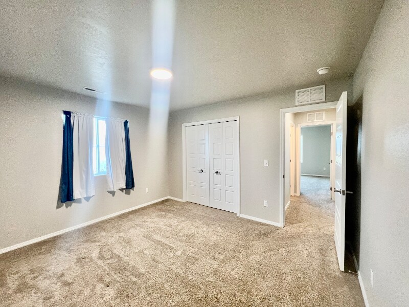 Building Photo - 11929 W Skyhaven St