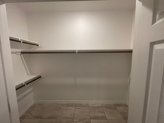 Building Photo - New home