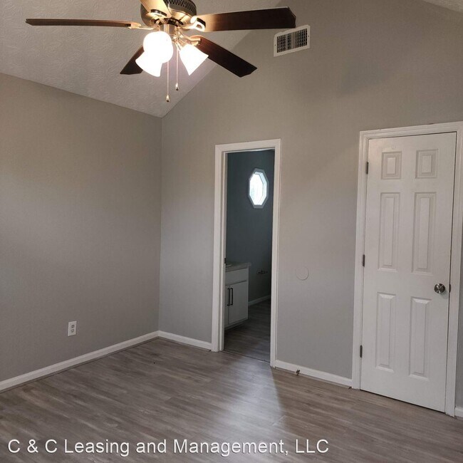 Building Photo - 3 br, 2 bath House - 2111 Hunter Court