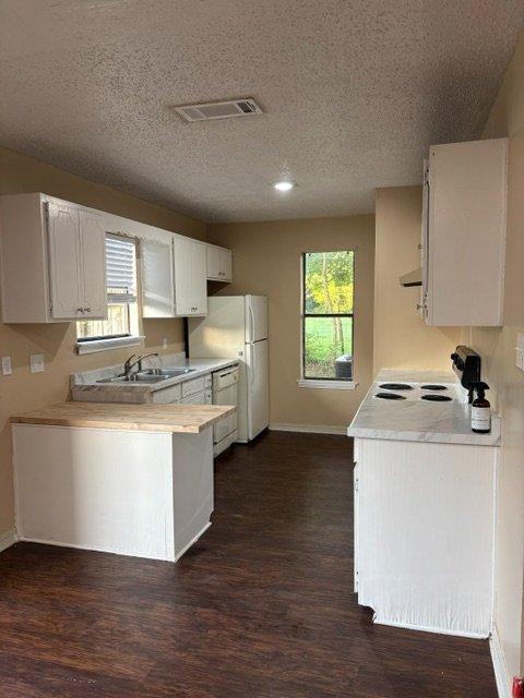 Building Photo - 1812 Meadowgreen Dr
