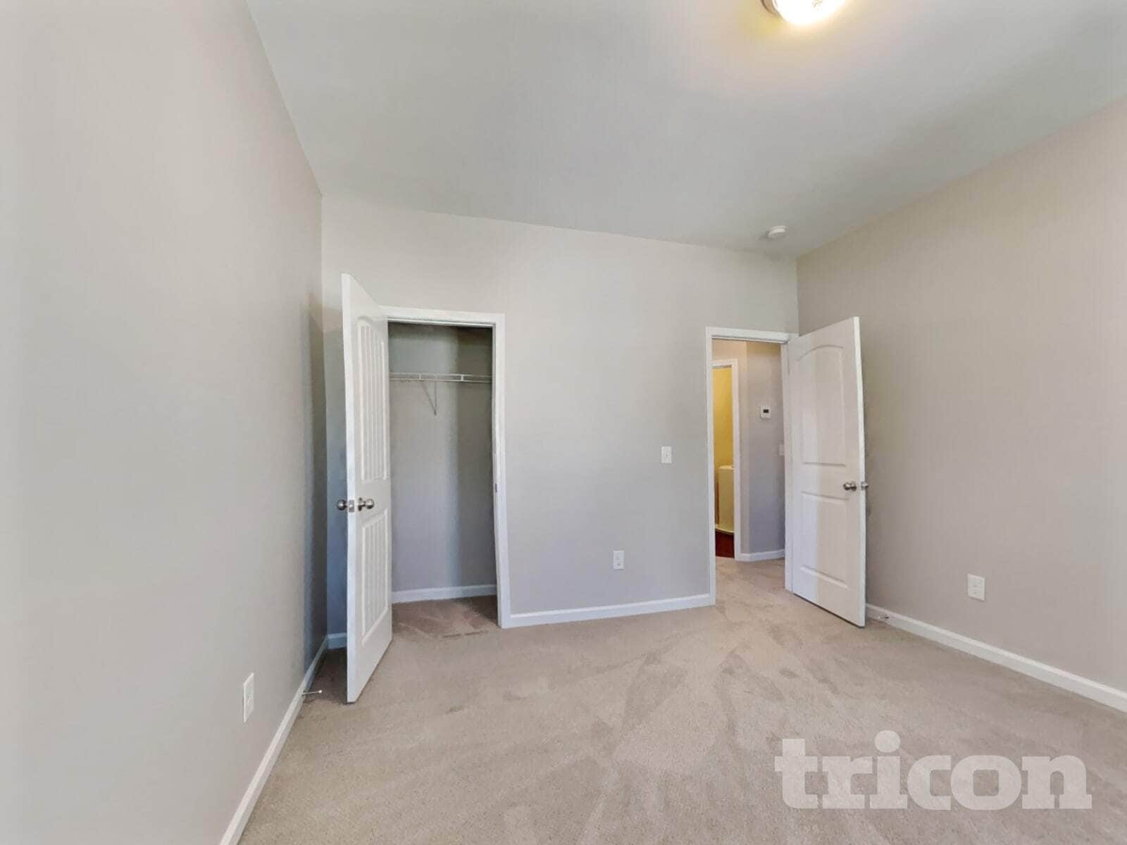 Building Photo - 28 Ashview Dr