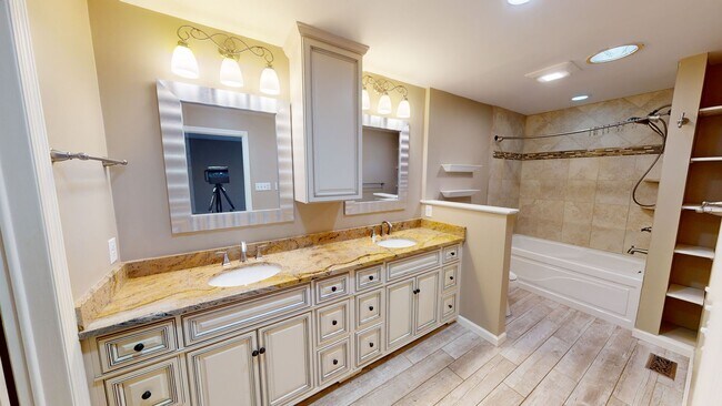 Building Photo - Cottage Style Home in Pinehurst $500 OFF 1...