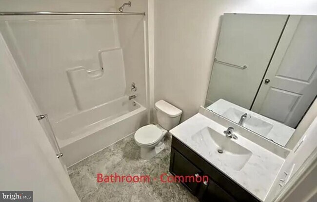 Building Photo - 130 Copperleaf Dr