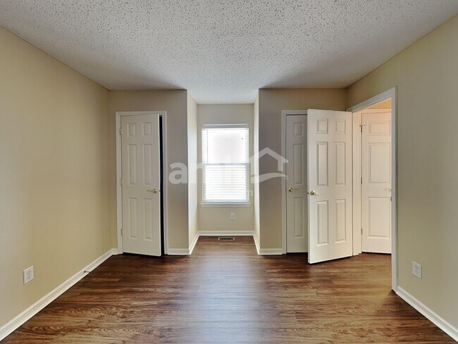 Building Photo - 1688 Harvest Meadow Dr