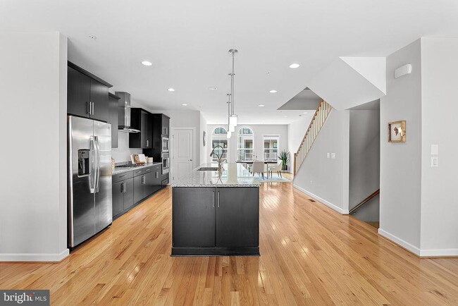 Building Photo - 43372 Whitehead Ter