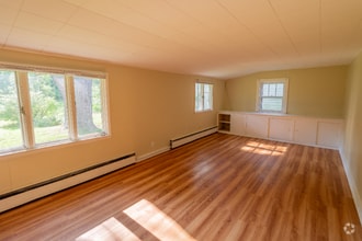 Building Photo - 706 Nash Rd