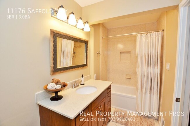 Building Photo - 11176 Saffold Way