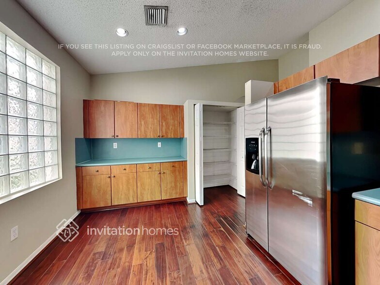 Building Photo - 3321 SW 175th Ave