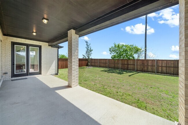 Building Photo - 120 Tornillo Dr