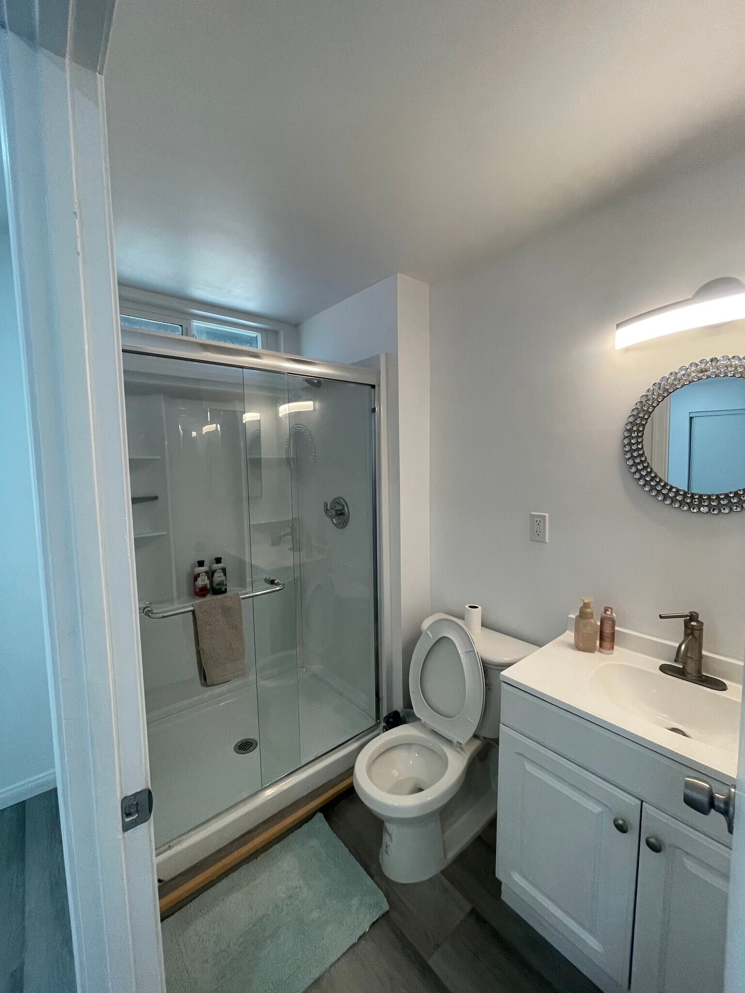 Building Photo - 3019 Brentwood Ave