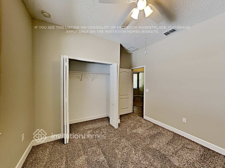 Building Photo - 2321 Lobelia Pl