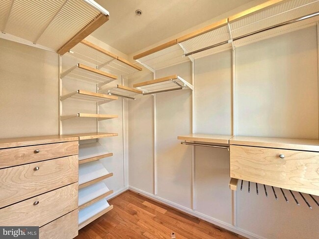 Building Photo - 315 Hearthstone Mews
