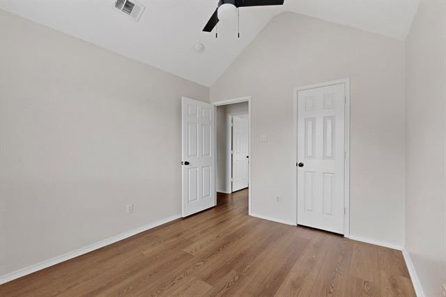 Building Photo - 2864 Hampshire Ln