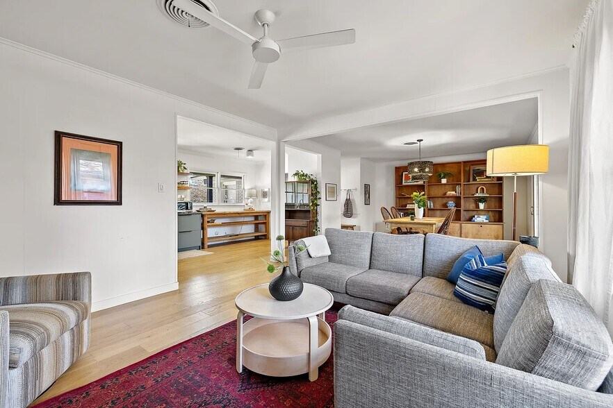 Building Photo - 1802 Hutto Rd