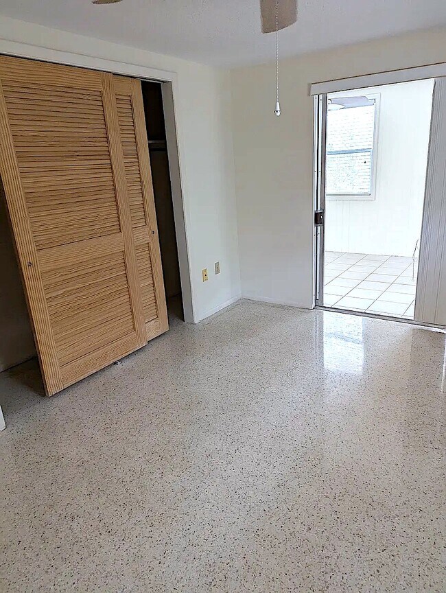 Building Photo - 6716 Anchor Way