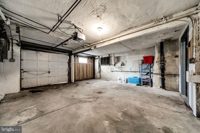 Building Photo - 244 Wabash Ave