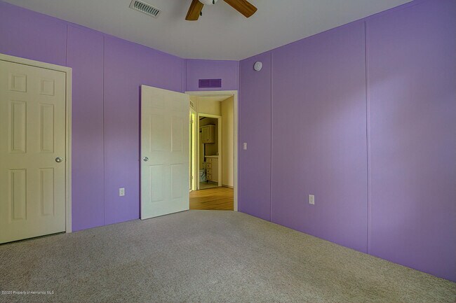 Building Photo - 14820 Aubrey Ave