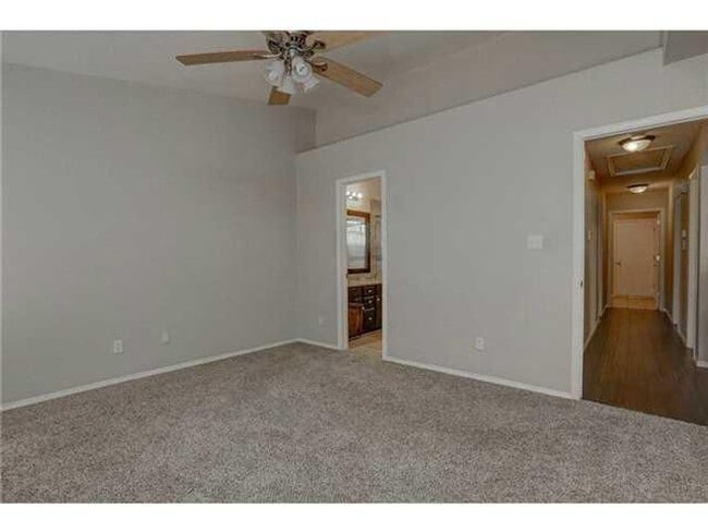 Building Photo - Amazing 3 bedroom 2 bath home is West El Paso!
