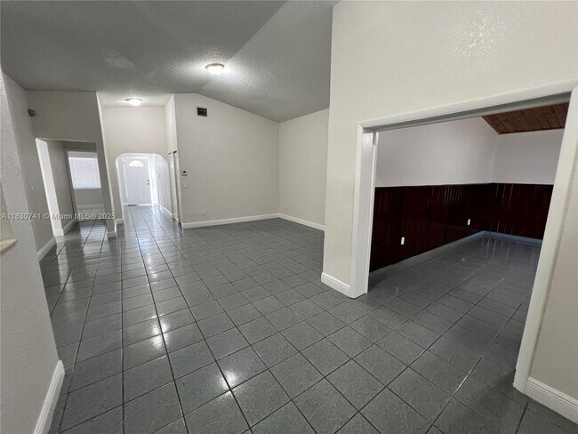 Building Photo - 13562 SW 286th Terrace
