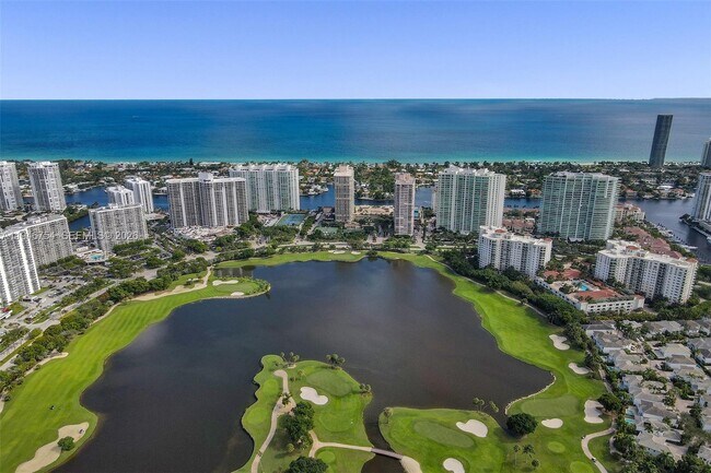 Building Photo - 20000 E Country Club Dr