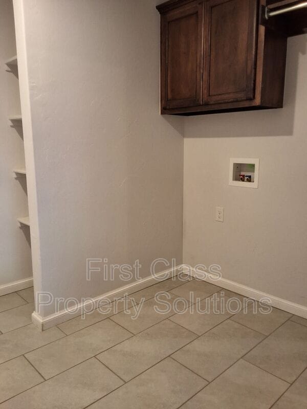 Building Photo - 19616 Bolton Rd