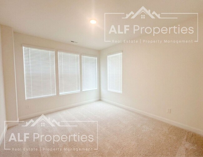 Building Photo - Luxury Downtown Wake Forest Living – Brand-New End Unit with Rooftop Terrace